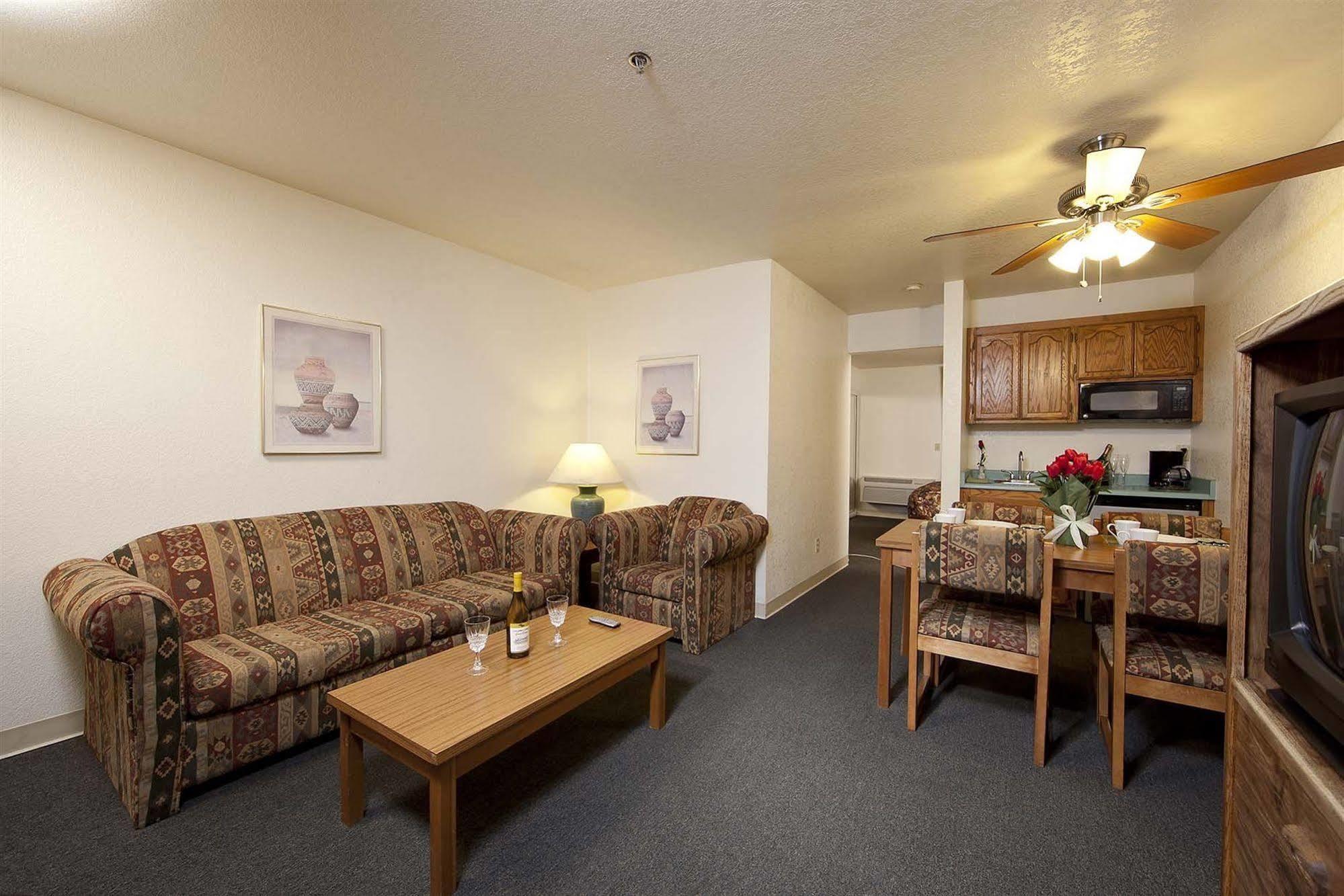 Lodge On The River Bullhead City Bagian luar foto