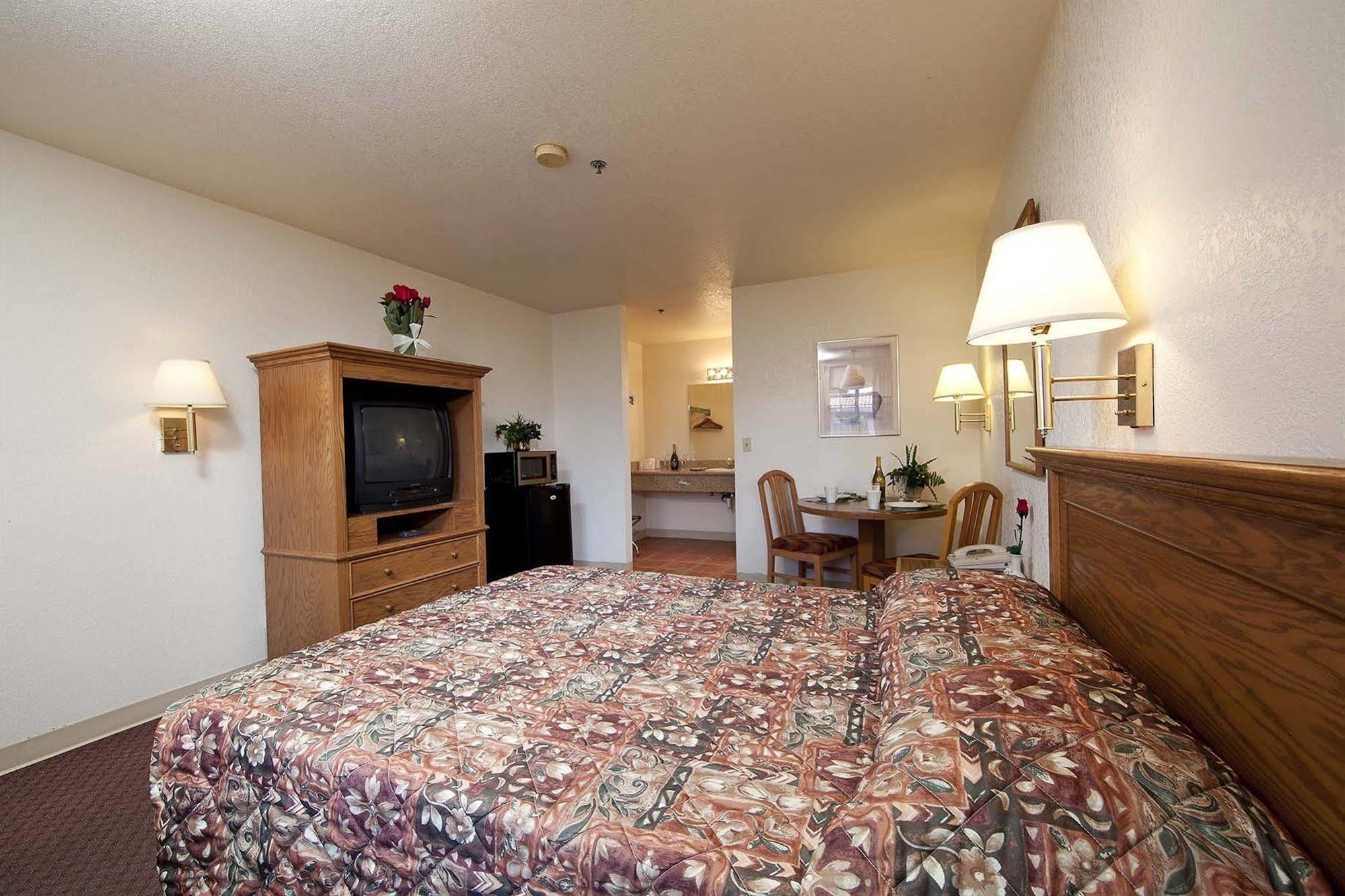 Lodge On The River Bullhead City Bagian luar foto